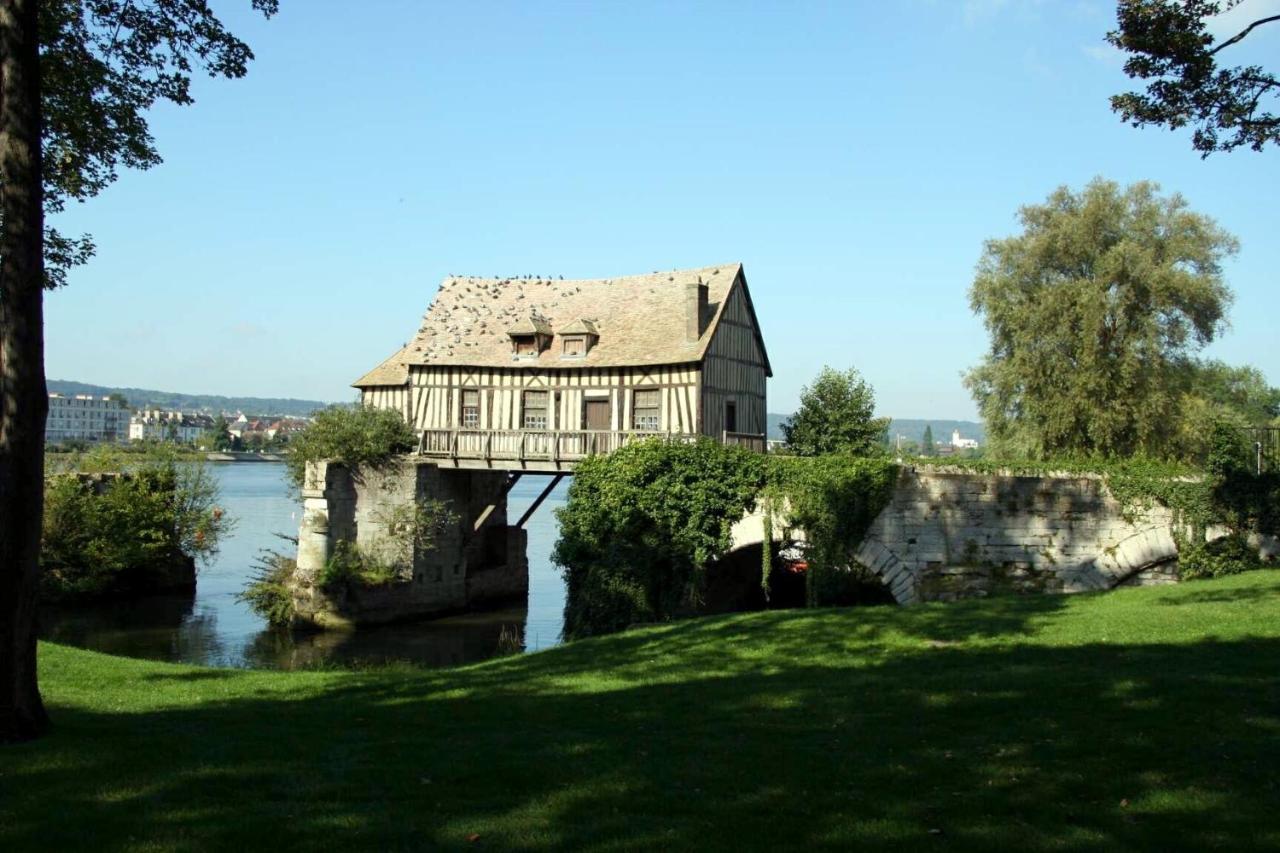 La Maison De Celestine Vernon  Exterior photo
